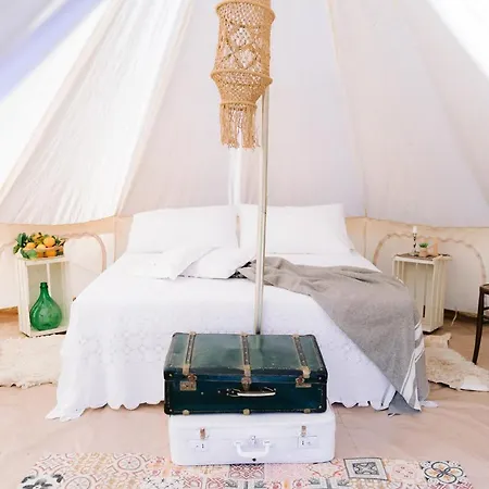 Роскошный шатер Nuvolive Glamping *